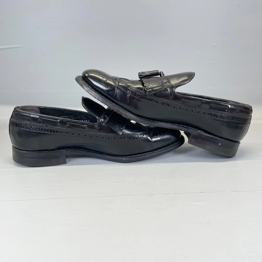 Stuart McGuire Wingtip Tasseled Loafers Mens Size 10 Black Leather Dress Shoes